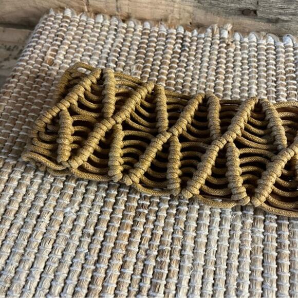 Charming Charlie Tan Woven Stretch Belt‎ Size S/M - Picture 4 of 9